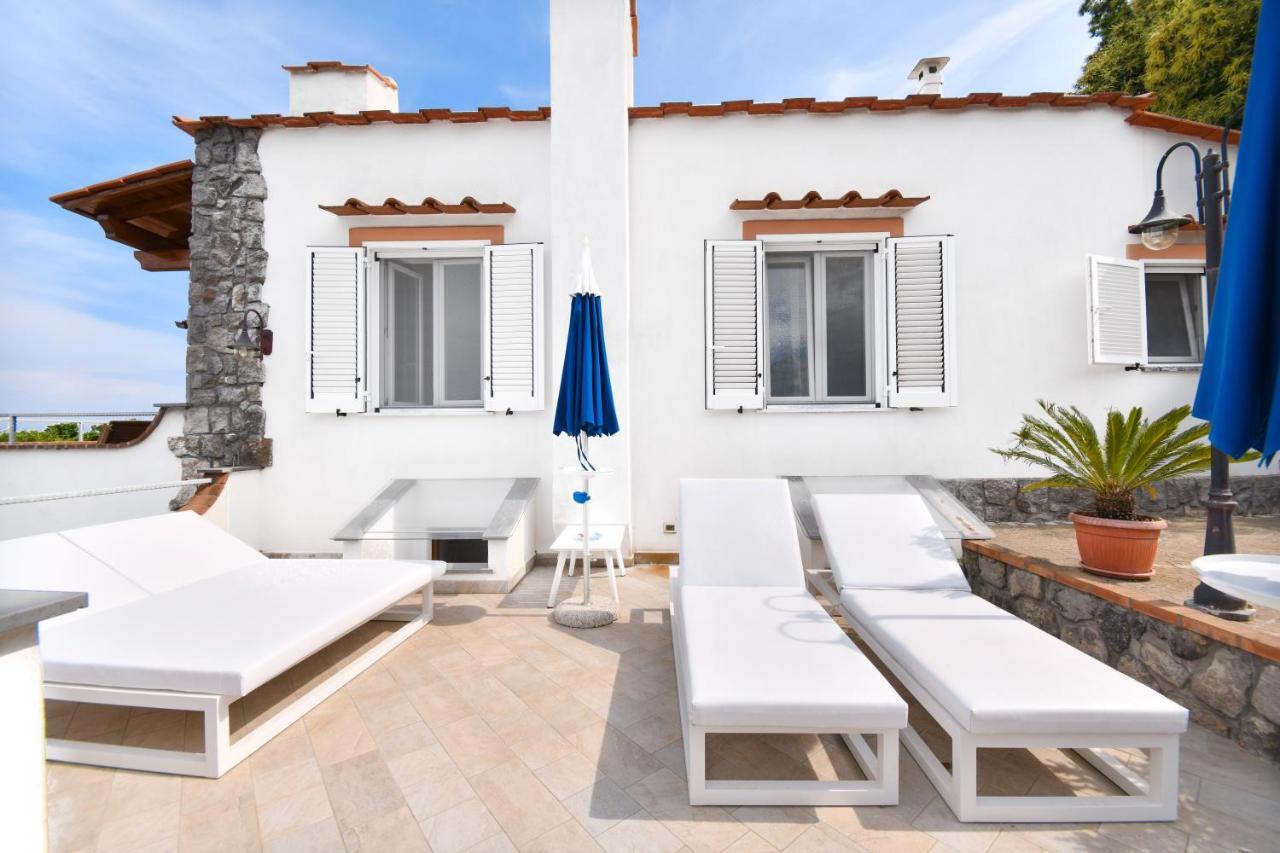 איסקיה Relais Maison De Charles מראה חיצוני תמונה