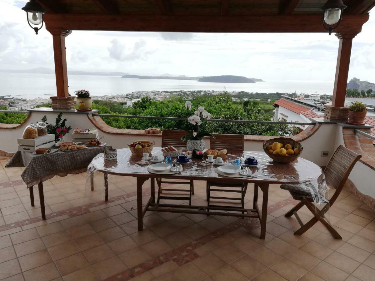 איסקיה Relais Maison De Charles מראה חיצוני תמונה